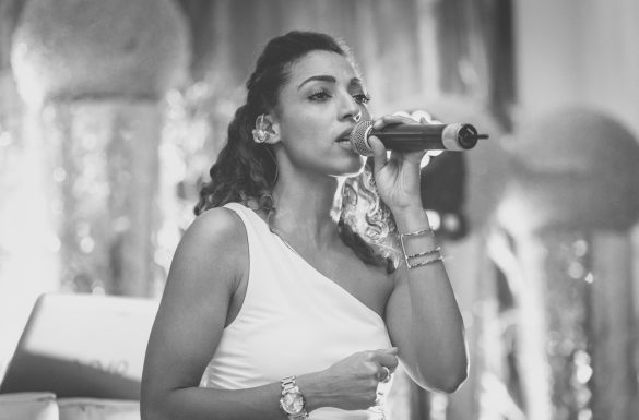 Chanteuse Bar Mitzvah