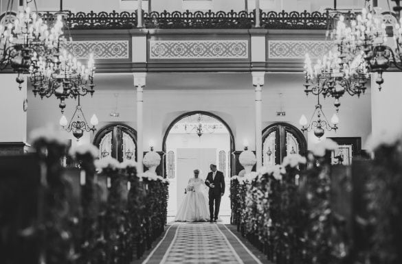 Entrée de la Kala à la synagogue